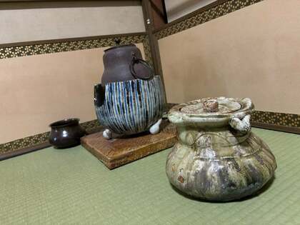 【土と戯れる】